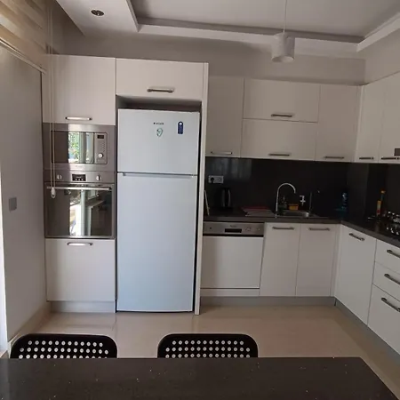 Lara'da Modern Bir Vaha Apartament *