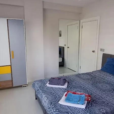 Apartmán Lara'da Modern Bir Vaha Antalya