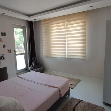 Apartmán Lara'da Modern Bir Vaha