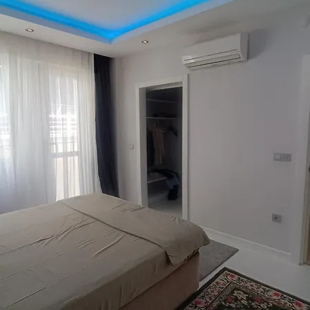 דירה Lara'da Modern Bir Vaha