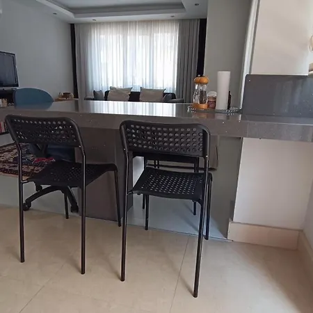 דירה Lara'da Modern Bir Vaha *