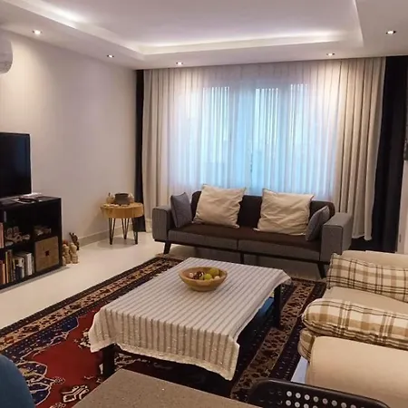 Lara'da Modern Bir Vaha * אנטליה