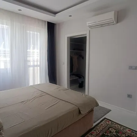 Lara'da Modern Bir Vaha 안탈리아