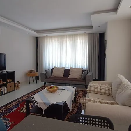 Lara'da Modern Bir Vaha 아파트 안탈리아